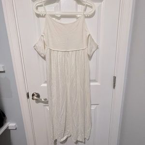 Open shoulder knit white dress